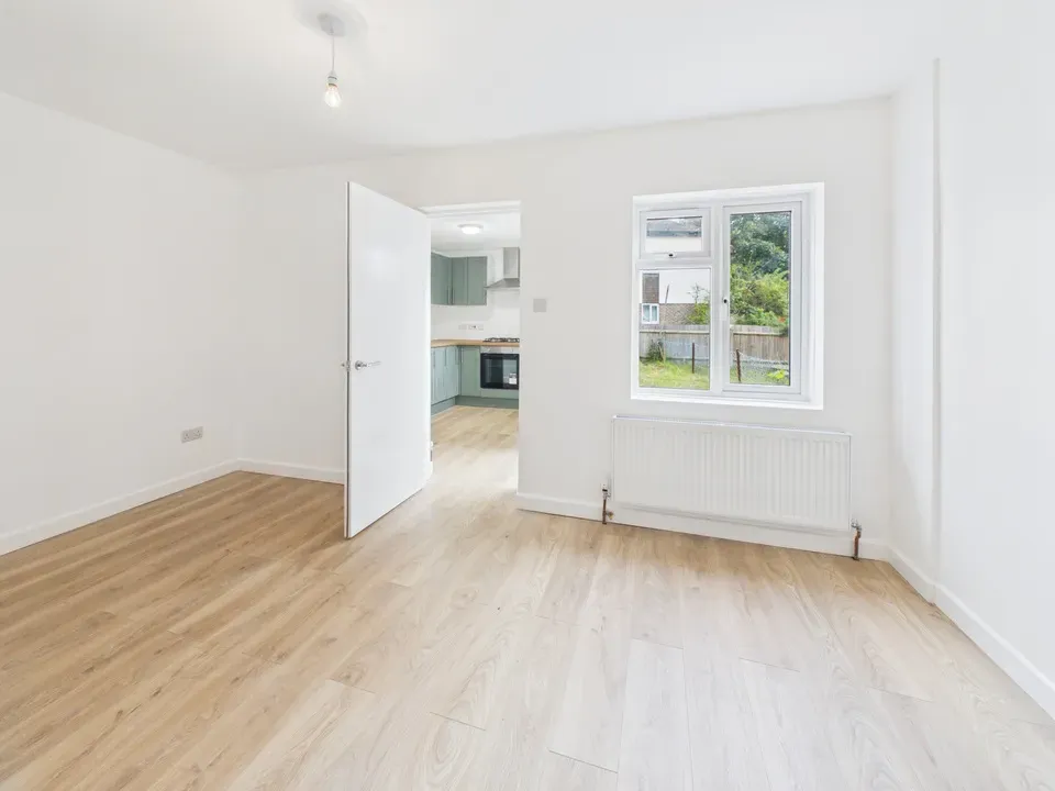 Innes Road, Horsham, photo 6