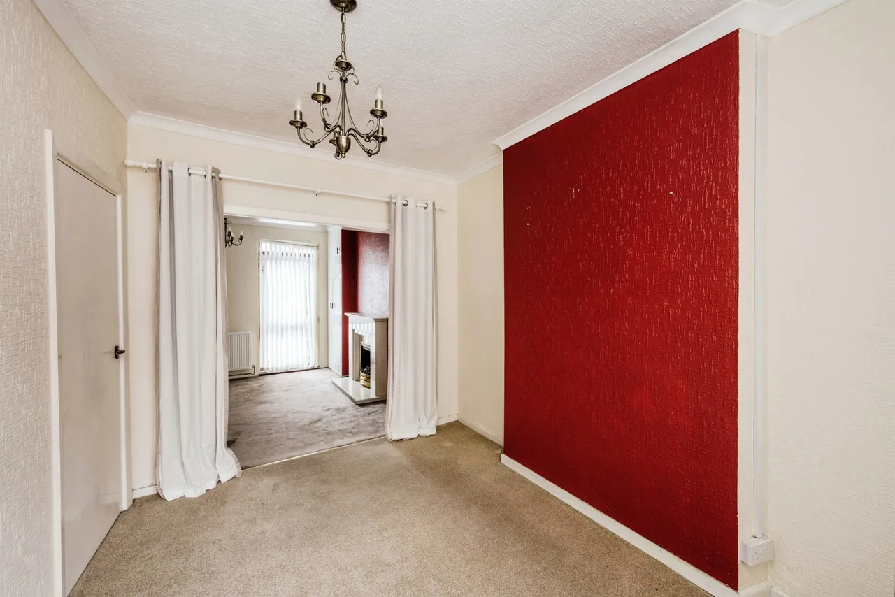 Crown Street, Swansea, SA6, photo 4