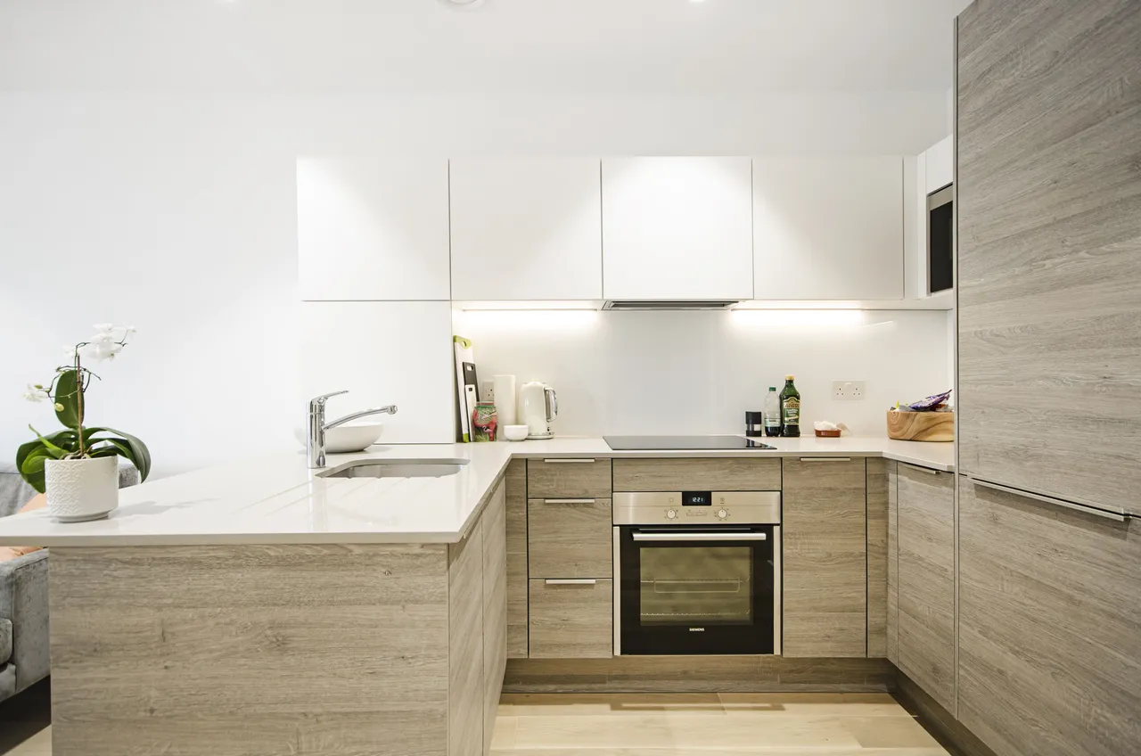 Flat 71, 57 Kingsland High Street, London, photo 2