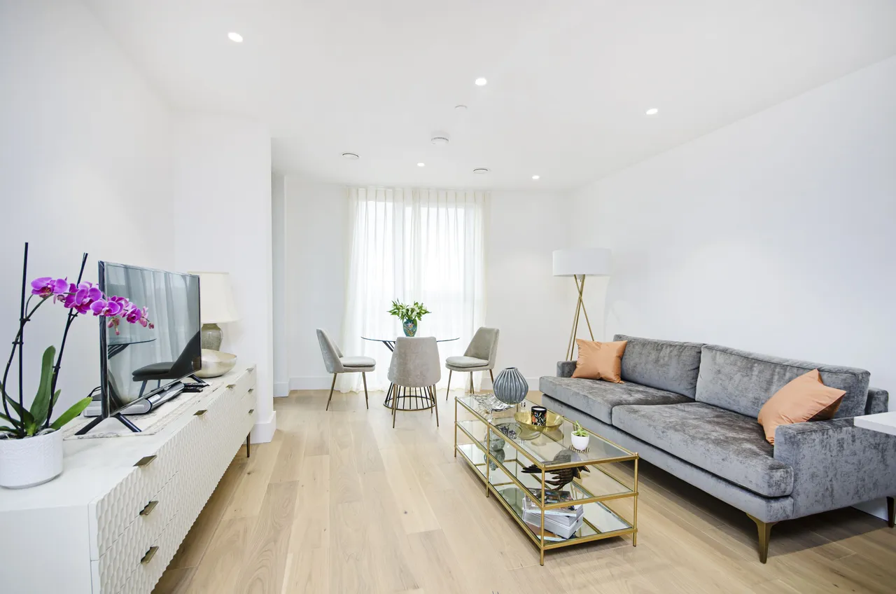 1 bed flat to rent — Flat 71, 57 Kingsland High Street, London