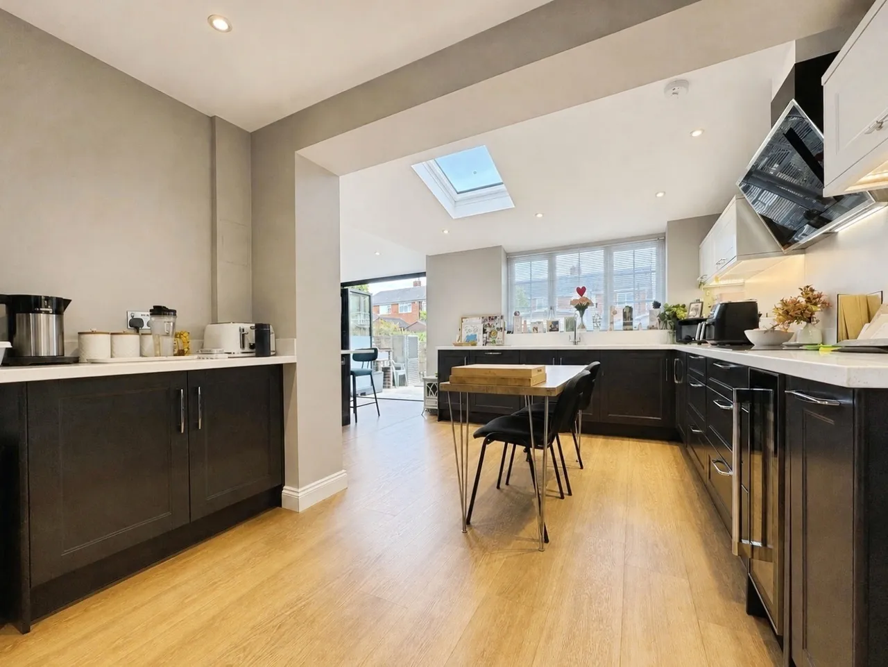 Courtenay Road, Farnham, Surrey, GU9 9DN, photo 2