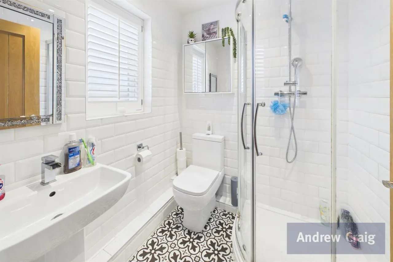 Ravelston Close, Sunderland, SR3, photo 17