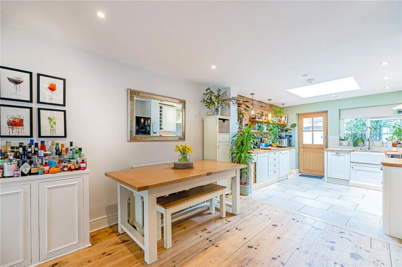Station Road, Hampton, Middlesex, TW12 2BT, photo 5