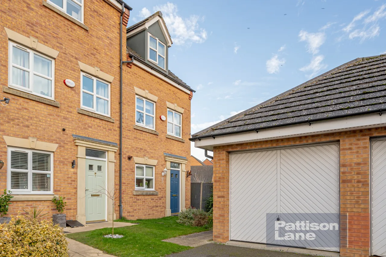 3 bed property to rent, Morse Way, Kettering, NN14