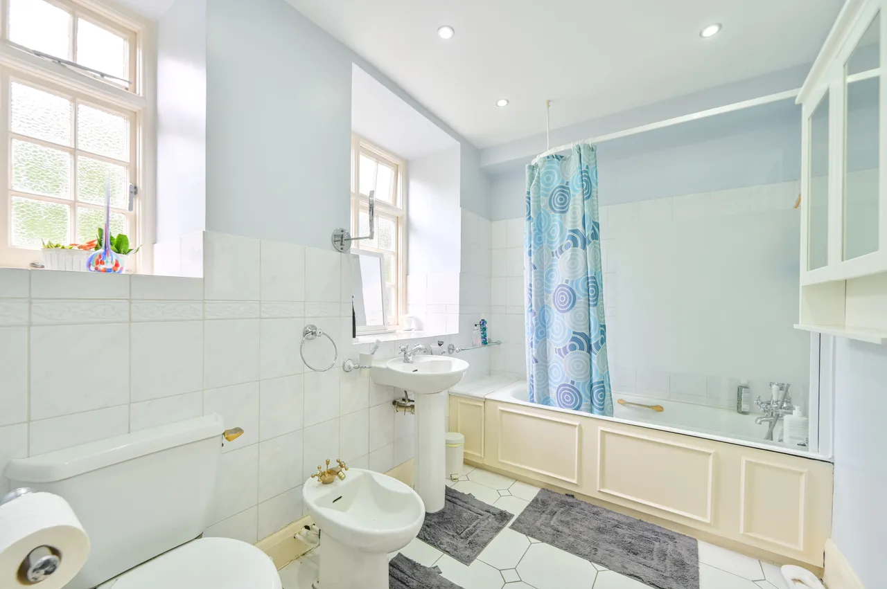 37 Clifton Court, Northwick Terrace, London, photo 9