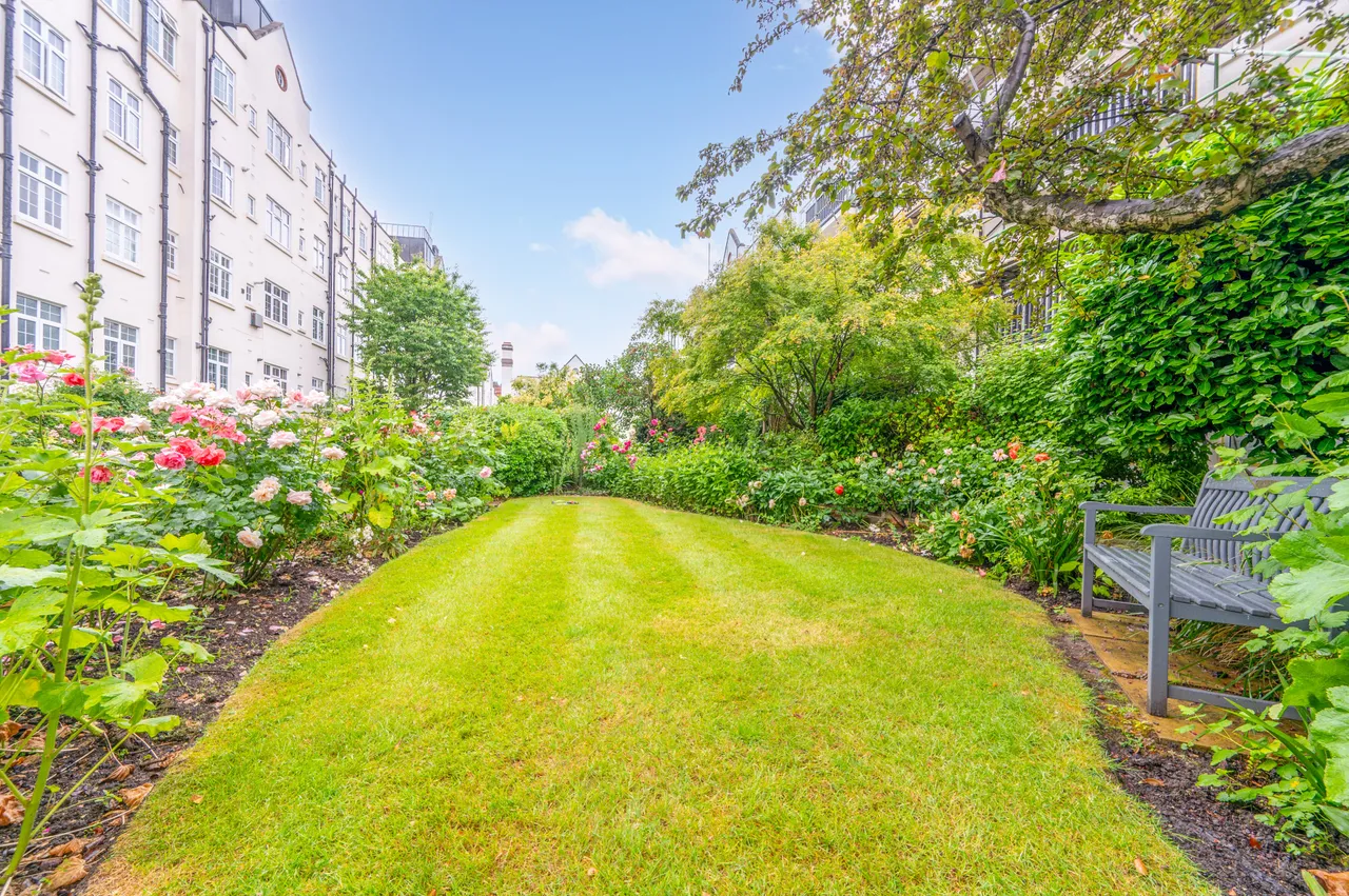37 Clifton Court, Northwick Terrace, London, photo 5
