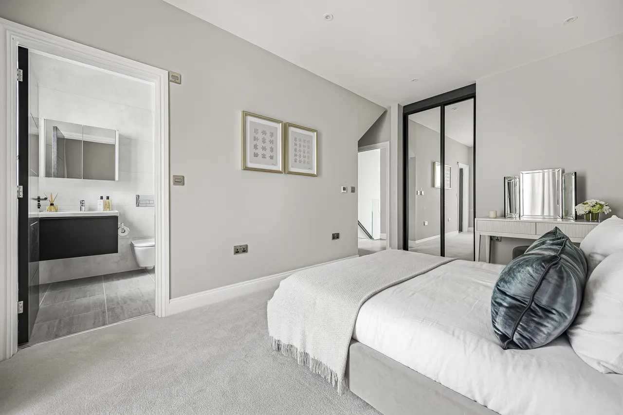 Carlton Street, Cheltenham, GL52, photo 6