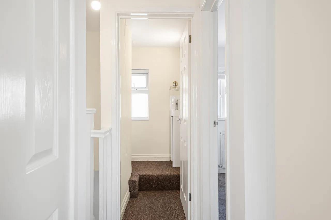 Hill Crest, Knowle Park, Bristol, BS4 2UN, photo 10
