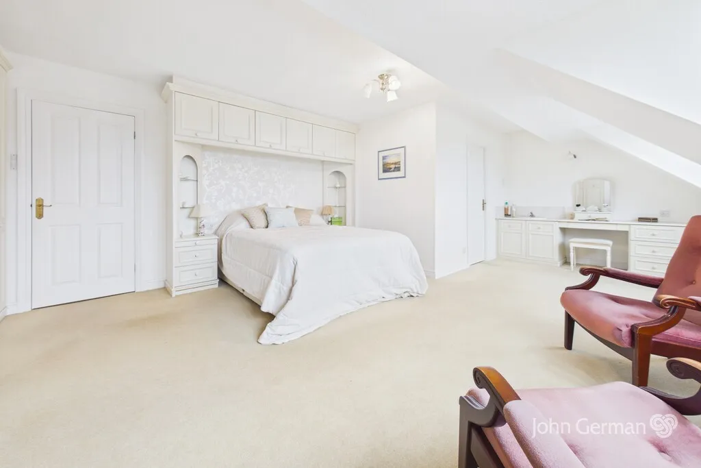 Fradgley Court, Bramshall, photo 20