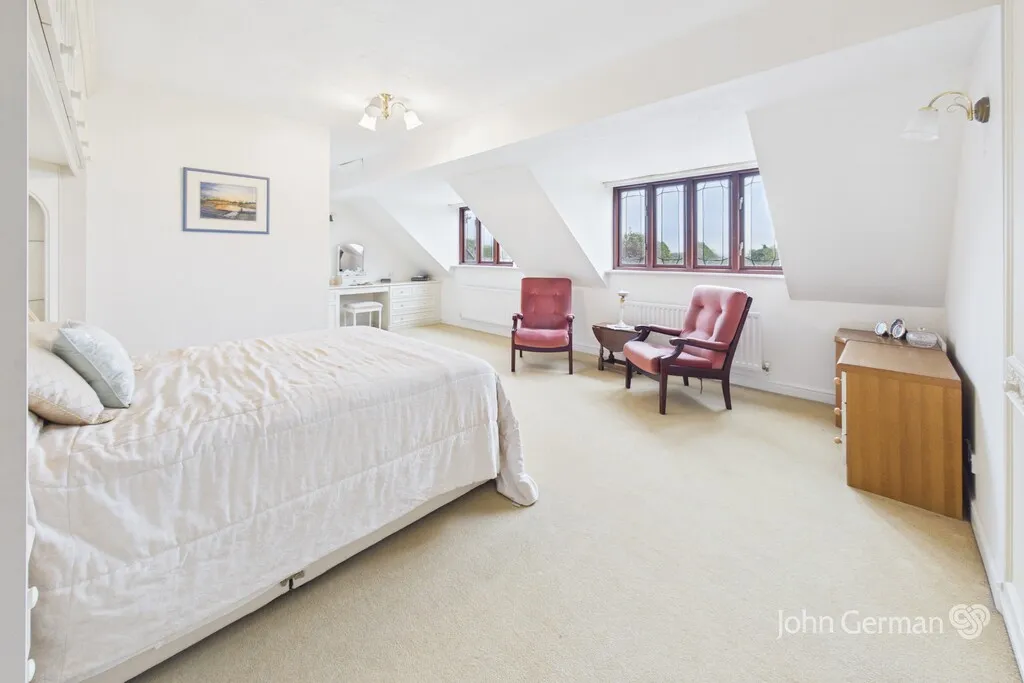 Fradgley Court, Bramshall, photo 22