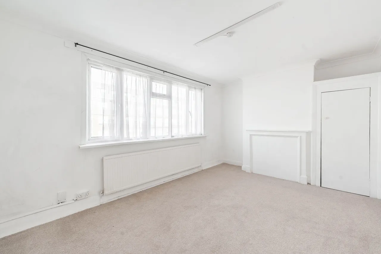 Harrow, HA3, photo 4