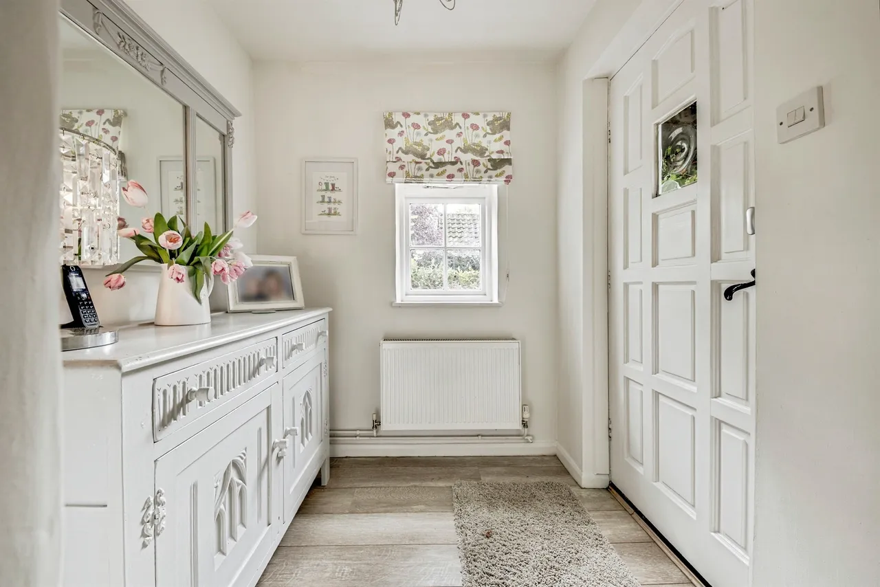 Main Street, Empingham, LE15, photo 15
