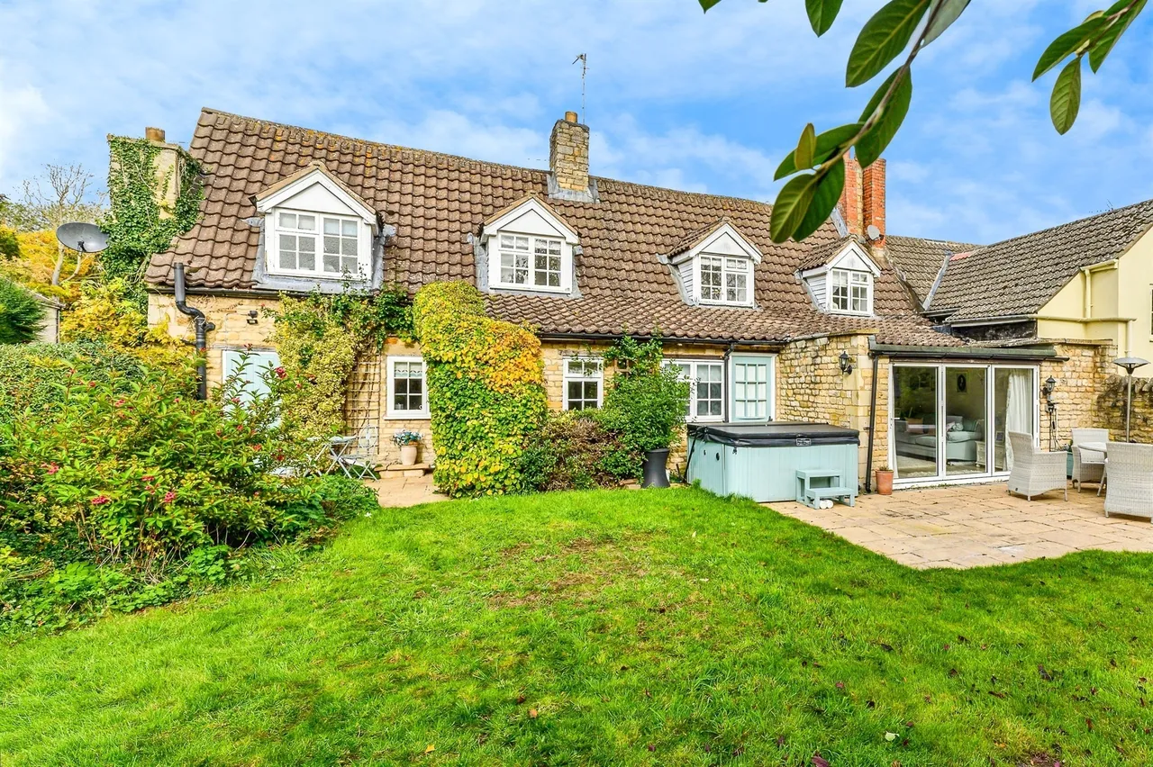 Main Street, Empingham, LE15, photo 16