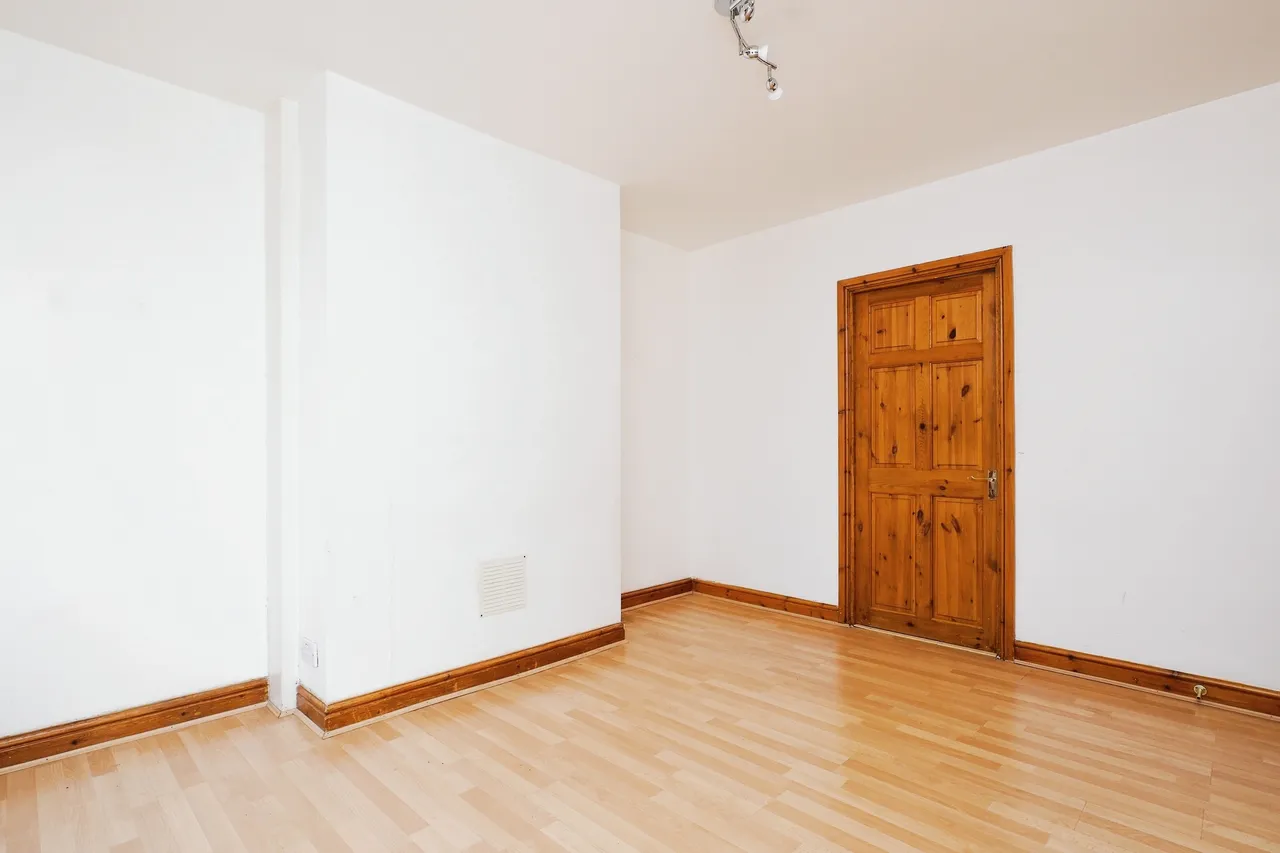 Lower Road, Beeston, Nottingham, Nottinghamshire, NG9, photo 6