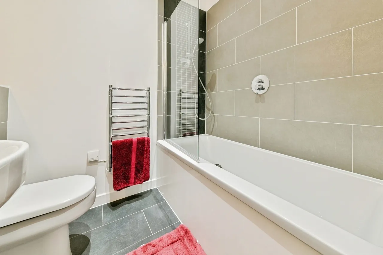 Kings Road, Stevenage, Hertfordshire, SG1, photo 13