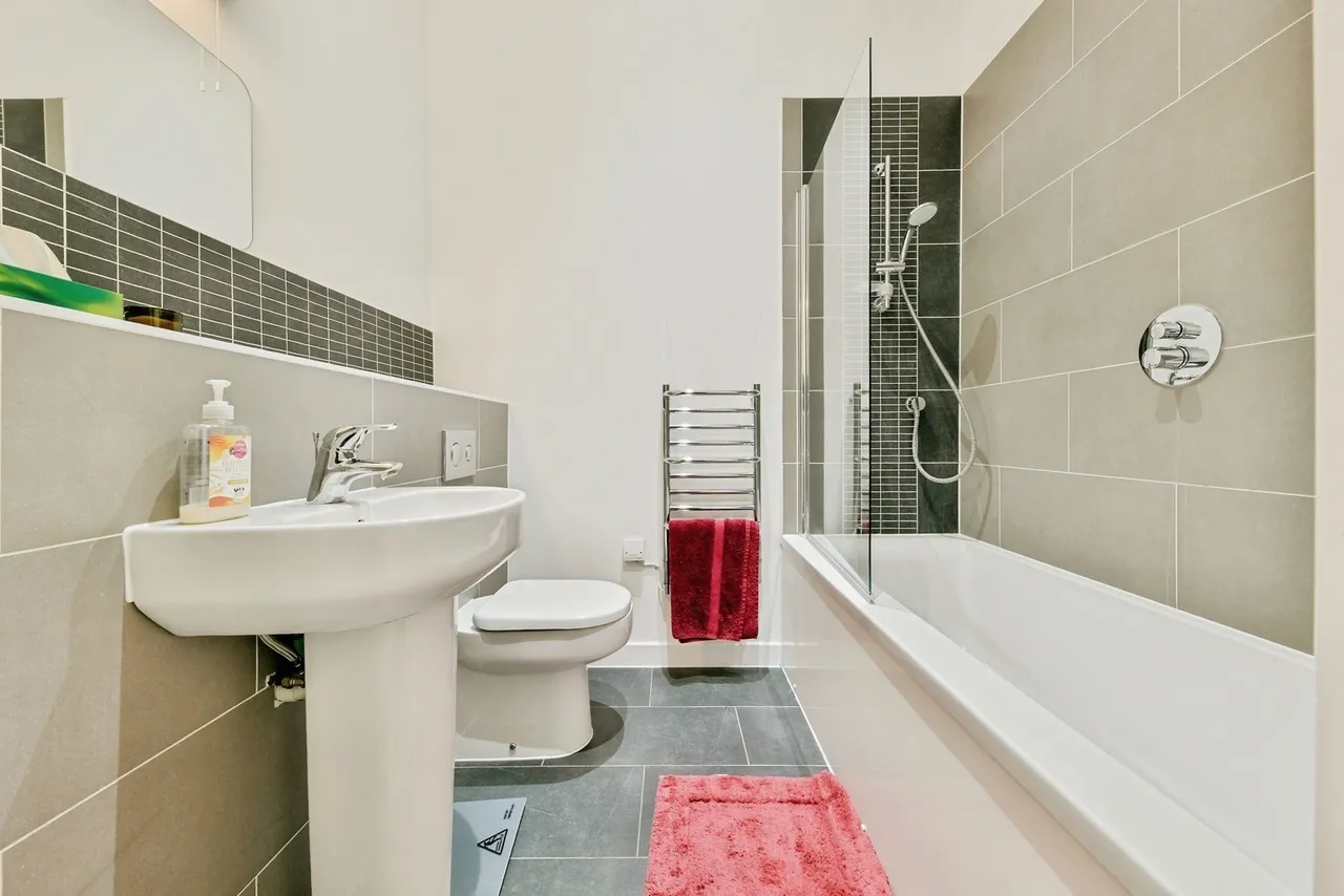 Kings Road, Stevenage, Hertfordshire, SG1, photo 12