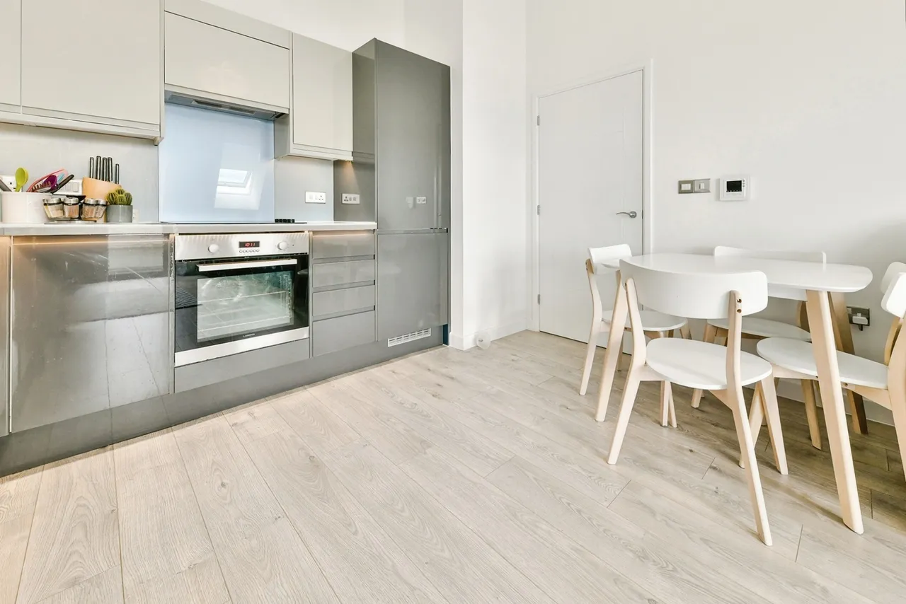 Kings Road, Stevenage, Hertfordshire, SG1, photo 5