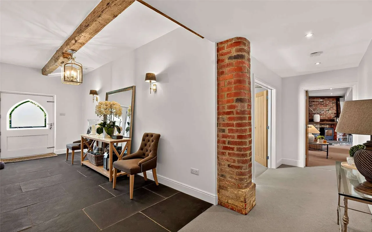Brant Lodge, Stragglethorpe, LN5, photo 8