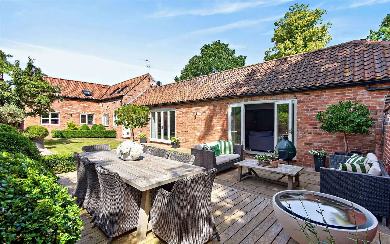 Brant Lodge, Stragglethorpe, LN5, photo 21