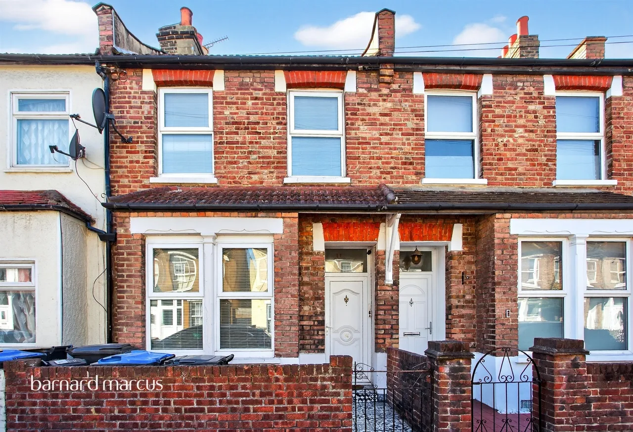2 bed house for sale, Priory Road, Croydon, CR0
