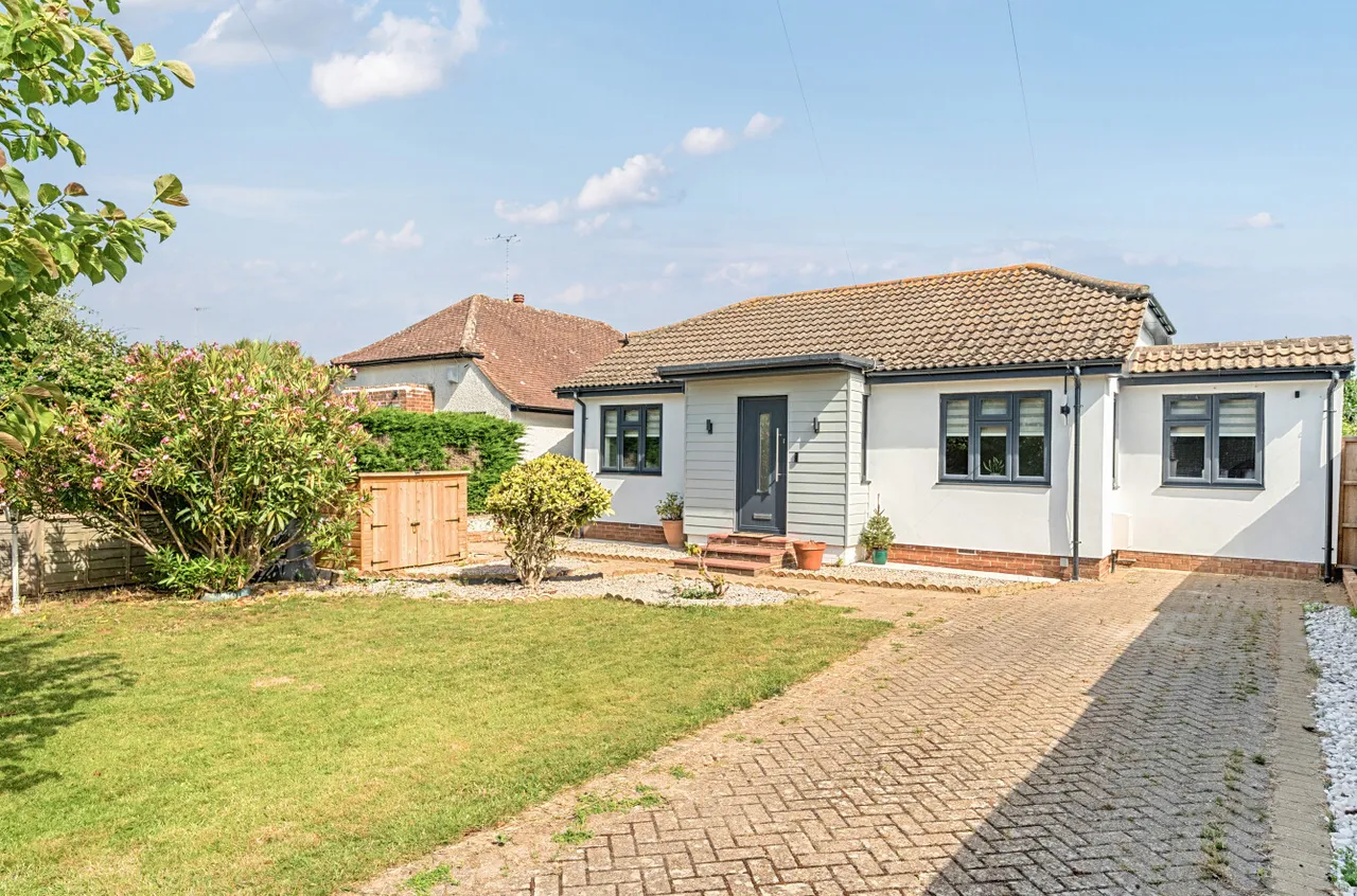 3 bed house for sale, Onslow Drive, Ferring, BN12
