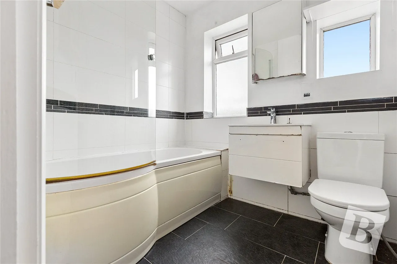 Gloucester Road, Romford, RM1, photo 9
