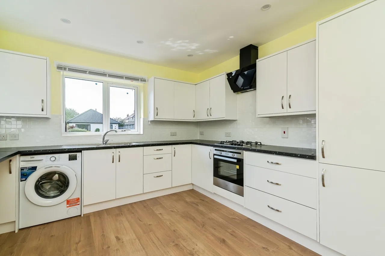 Storey Avenue, Gedling, NG4, photo 3