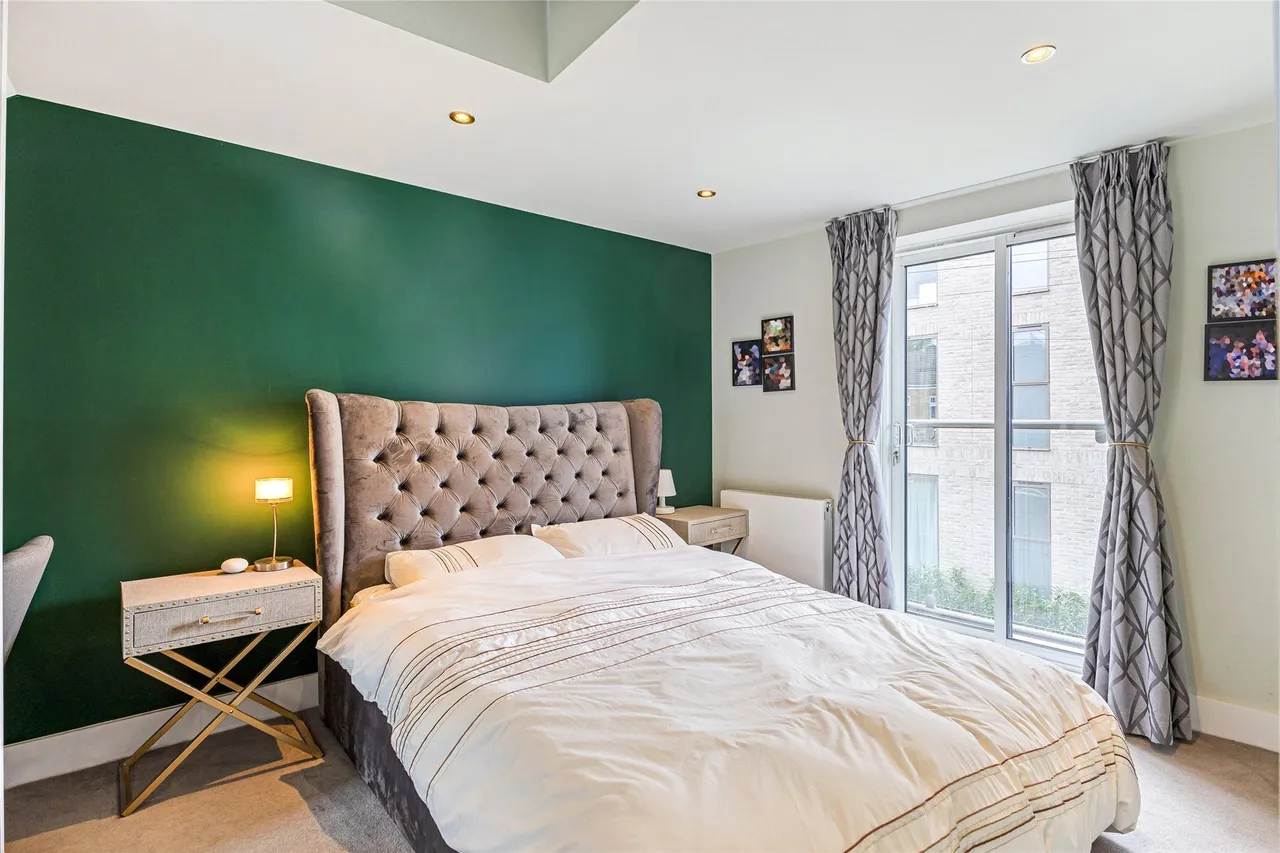 Deburgh Road, London, SW19, photo 10