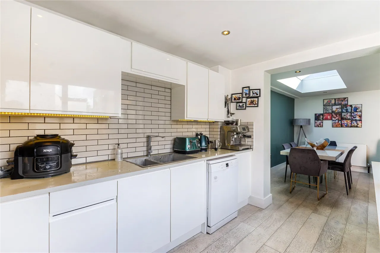 Deburgh Road, London, SW19, photo 3