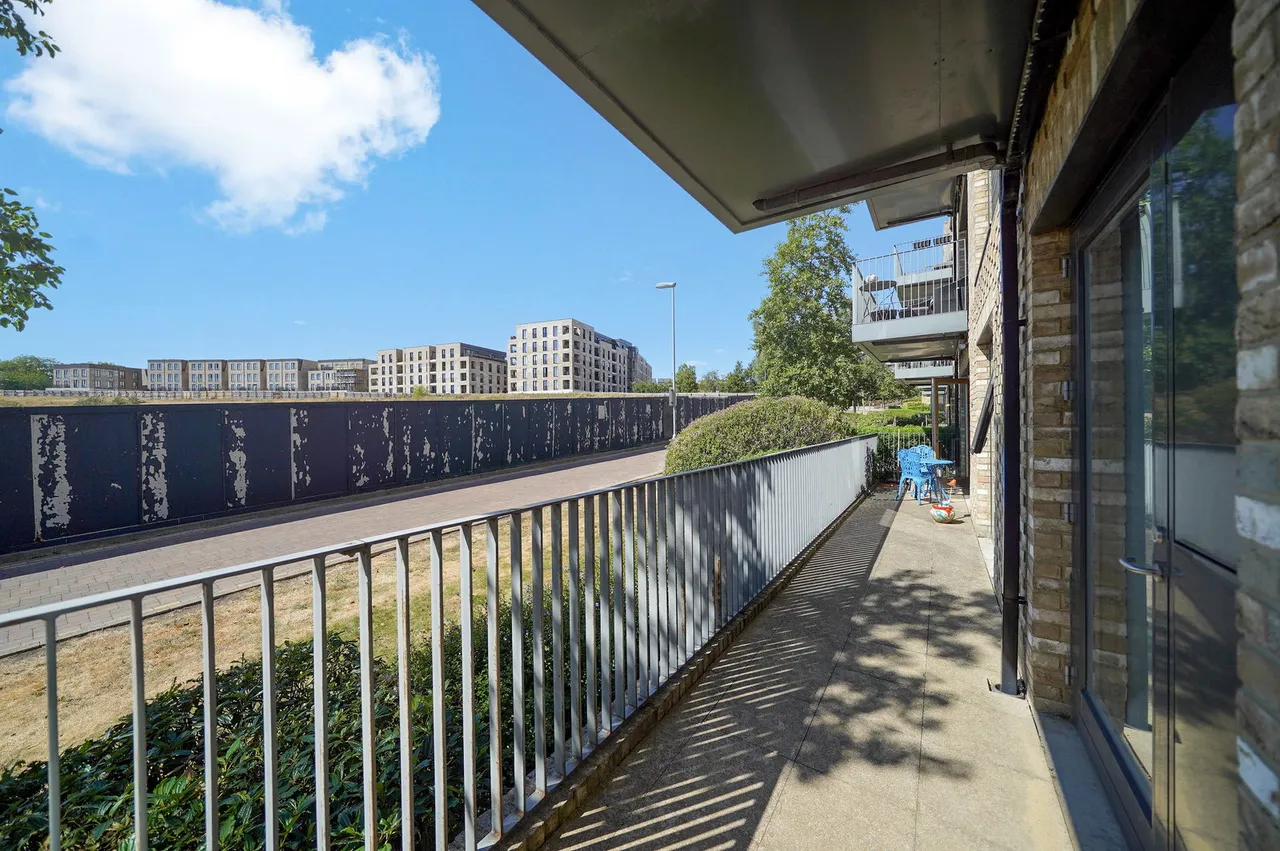 Regiment Hill, London, NW7 1FS, photo 5