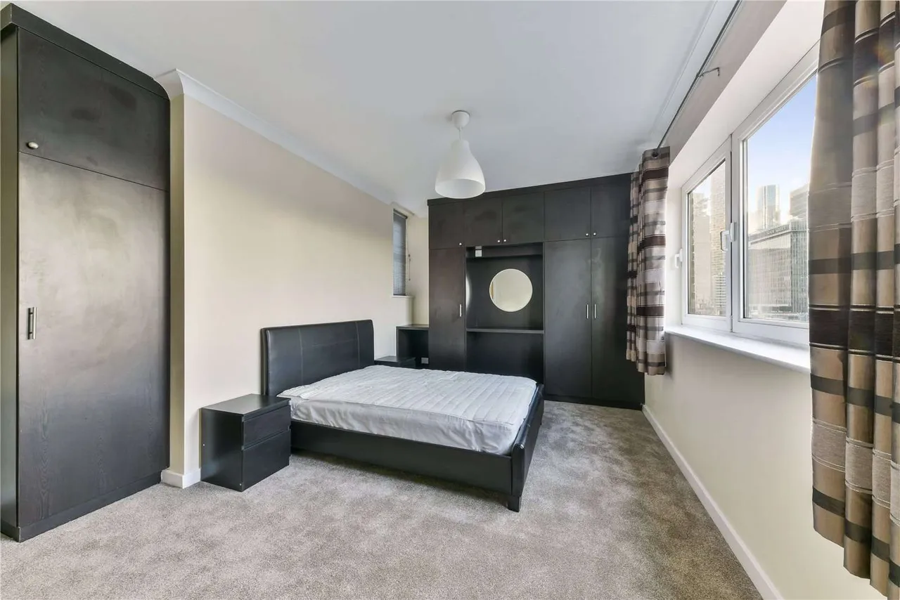 Boardwalk Place, London, E14 5SE, photo 4