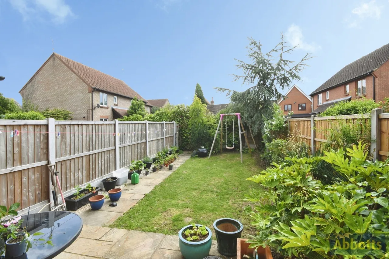Norwich Crescent, Rayleigh, Essex, SS6, photo 15