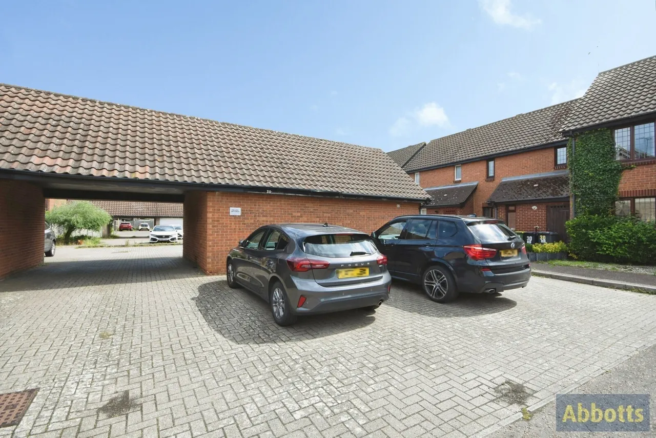Norwich Crescent, Rayleigh, Essex, SS6, photo 17