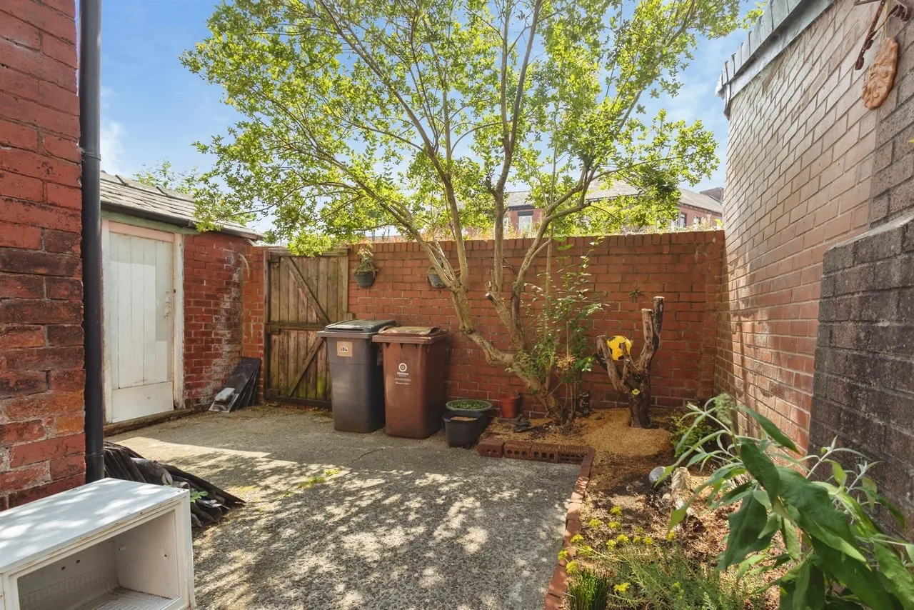 Belgrave Road, Oldham, Greater Manchester, OL8, photo 15