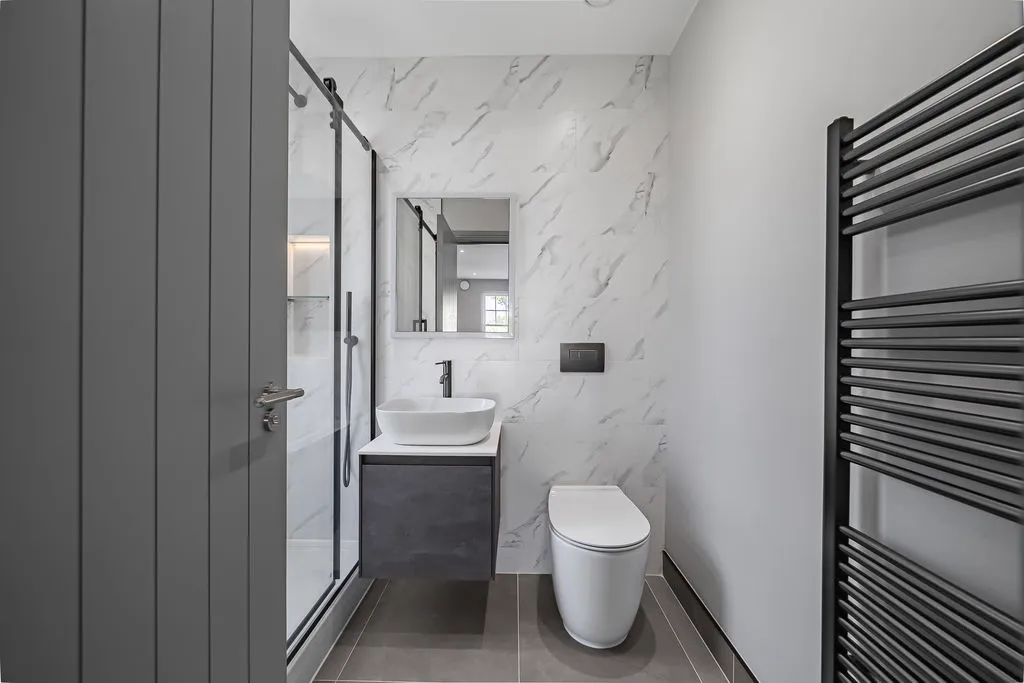 Beauchamp Road, East Molesey, KT8, photo 12