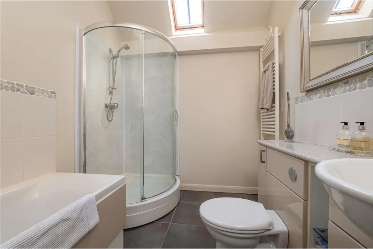 High Street, Somerby, LE14, photo 16