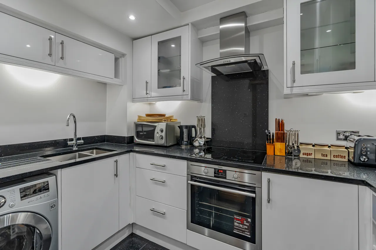 Half Moon Street, Piccadilly, W1J, photo 9