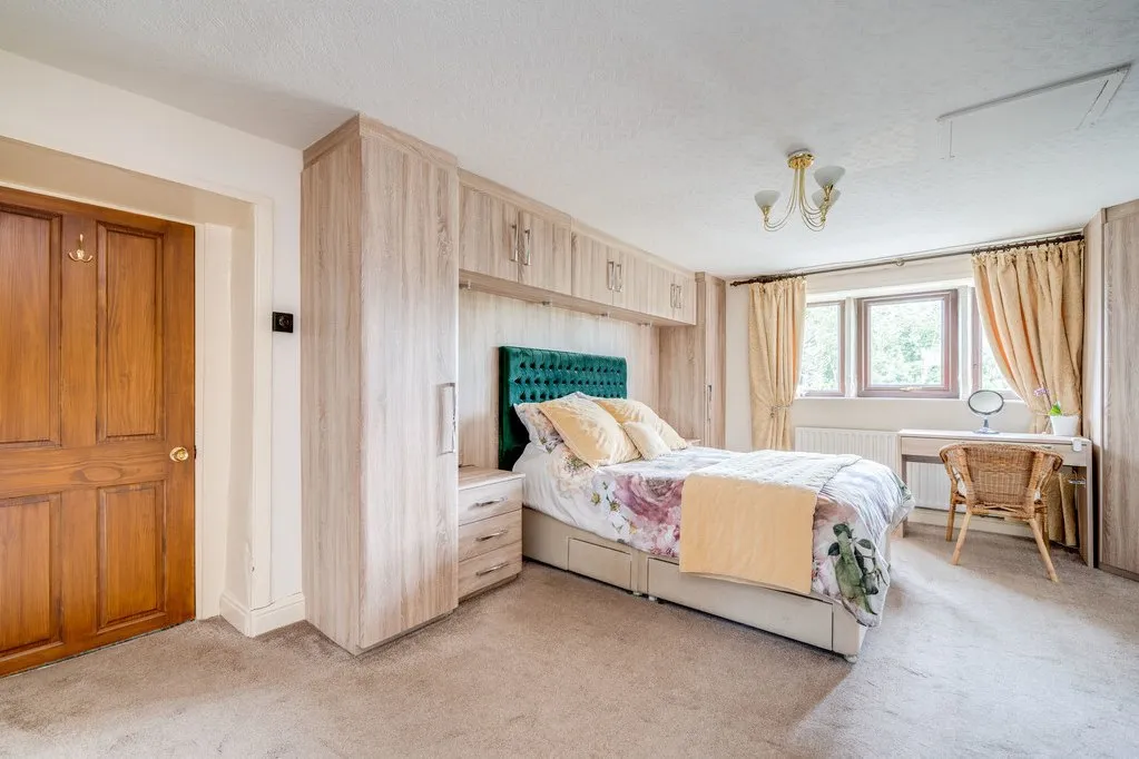 Falhouse Lane Whitley, Dewsbury WF12 0NJ, photo 18