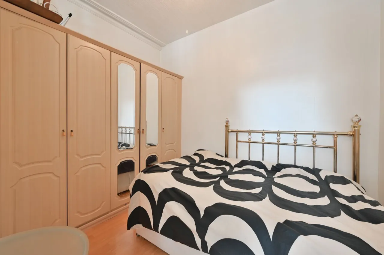 63 Victoria Road, London, photo 12
