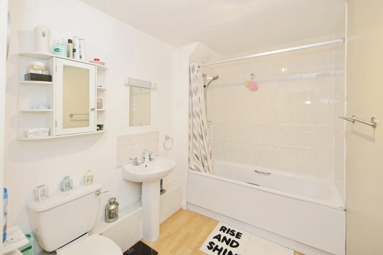 Black-A-Tree Road, NUNEATON, Warwickshire, CV10, photo 10