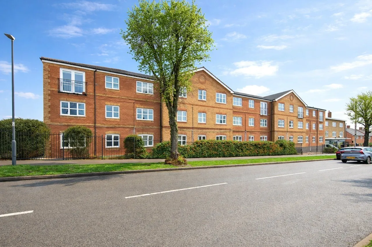 Black-A-Tree Road, NUNEATON, Warwickshire, CV10, photo 2