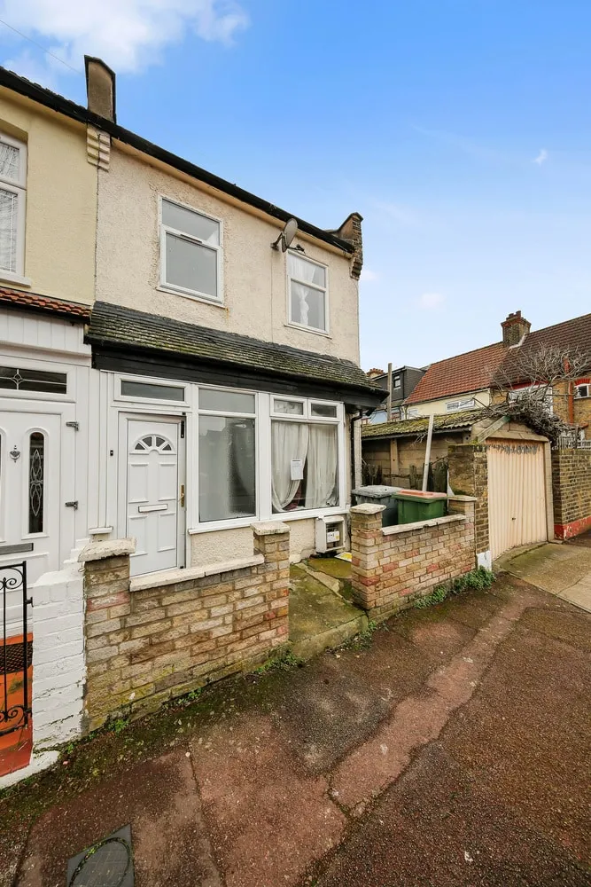 41 Becket Avenue, London, E6 6AE, photo 22