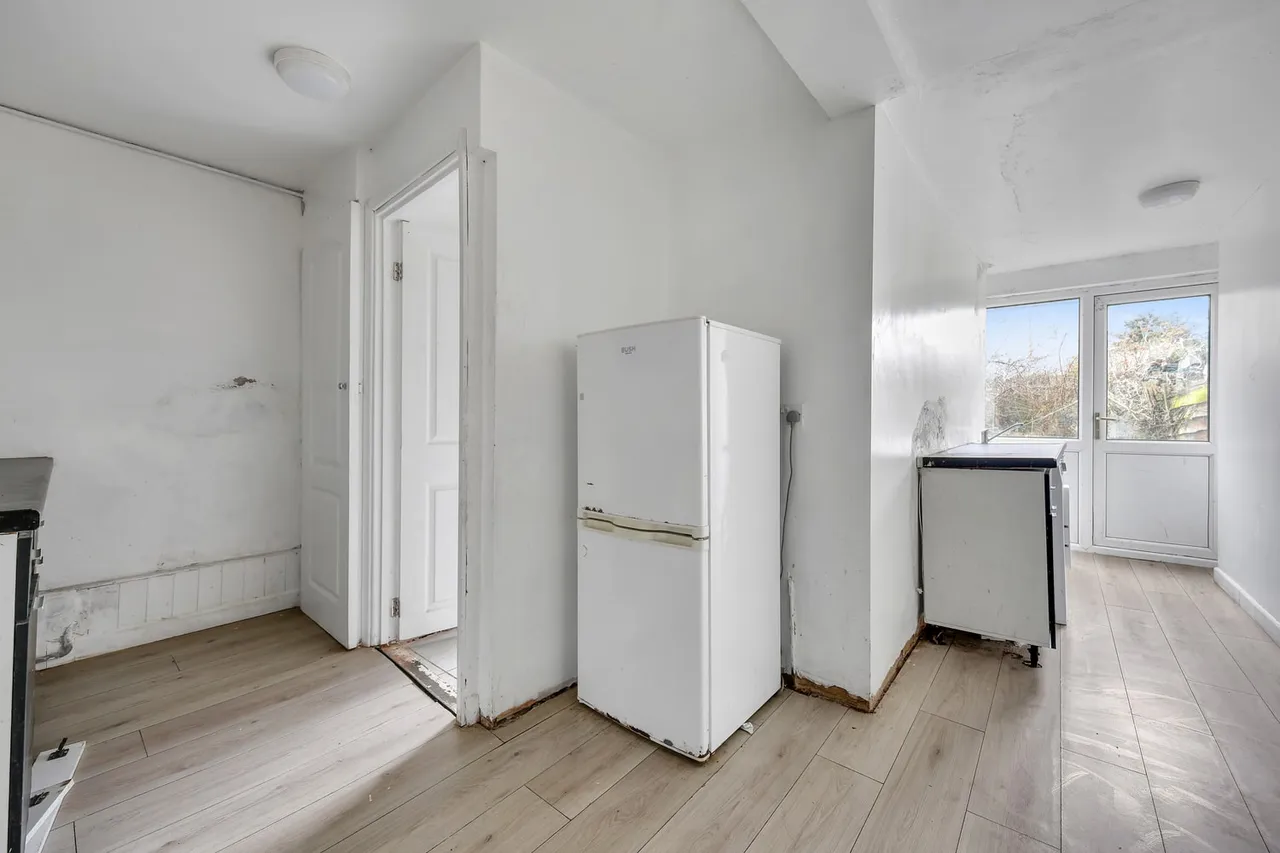 41 Becket Avenue, London, E6 6AE, photo 8