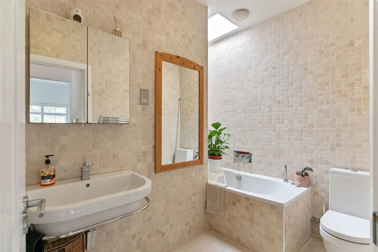 Gladstone Avenue, Twickenham, TW2 7PS, photo 10
