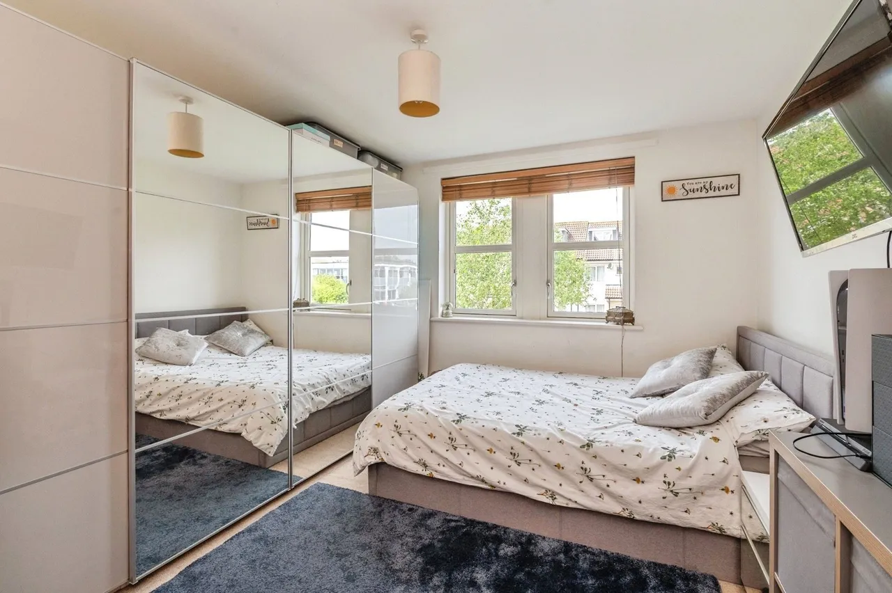 Cavell Court, Basildon, Essex, SS14, photo 6