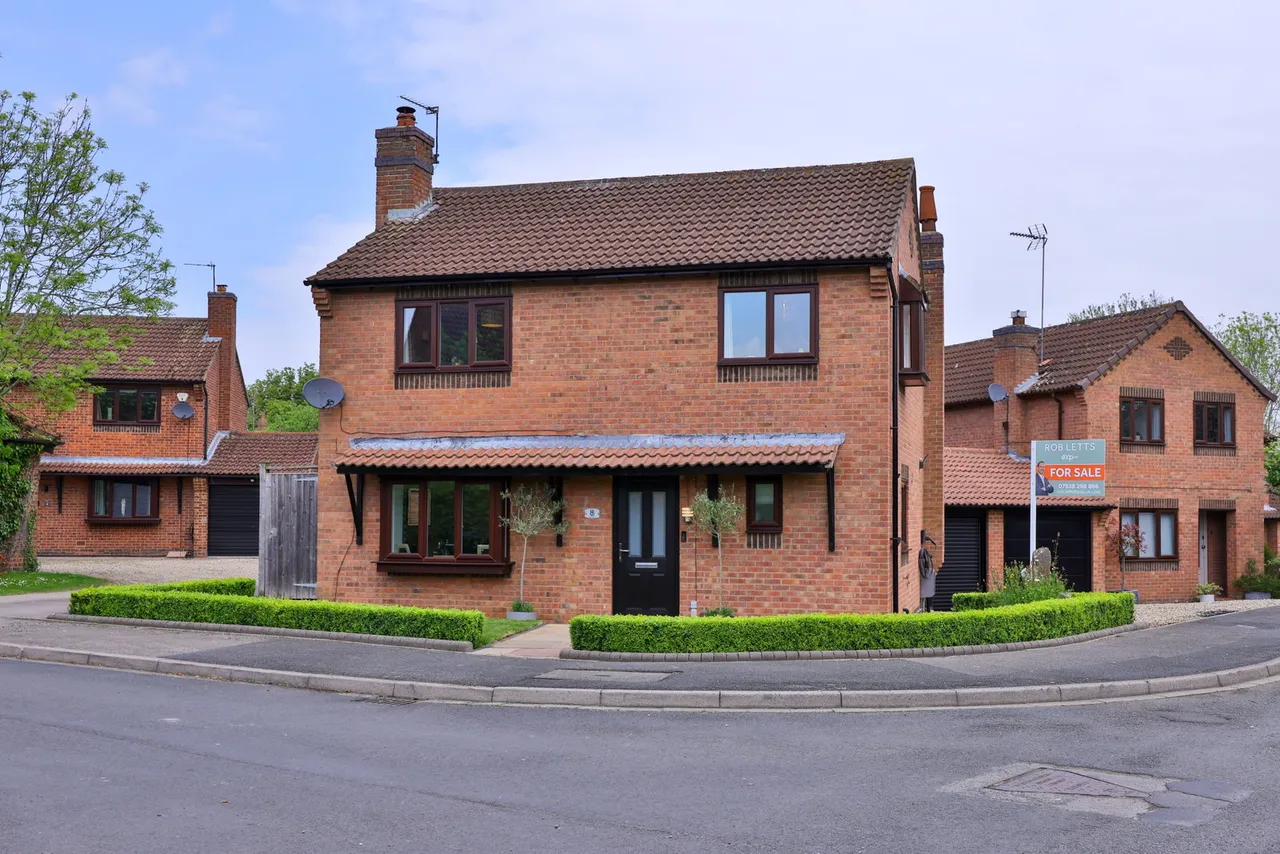 4 bed house for sale, Beckside, Elvington