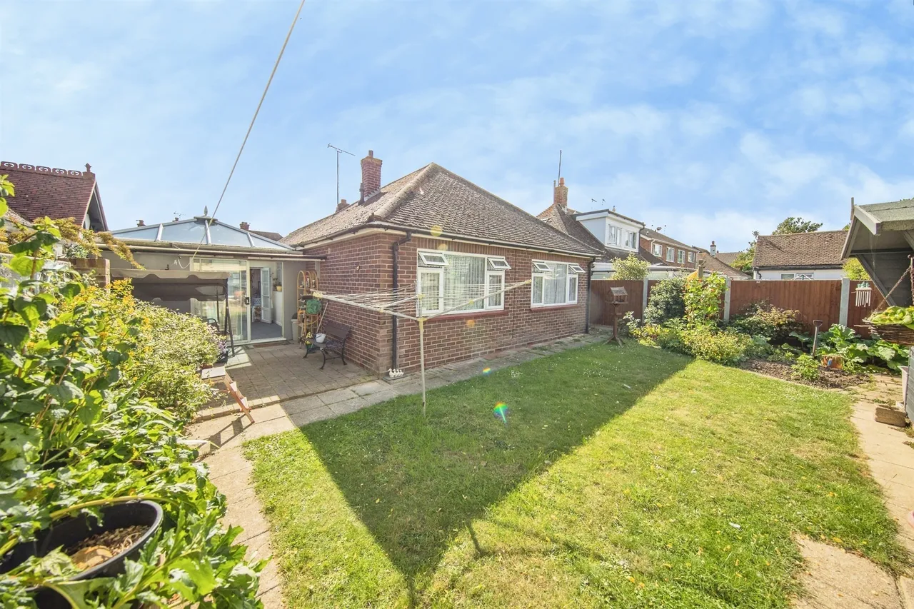 Chapman Road, Clacton-On-Sea, CO15, photo 14