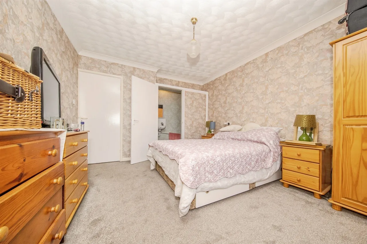 Chapman Road, Clacton-On-Sea, CO15, photo 7