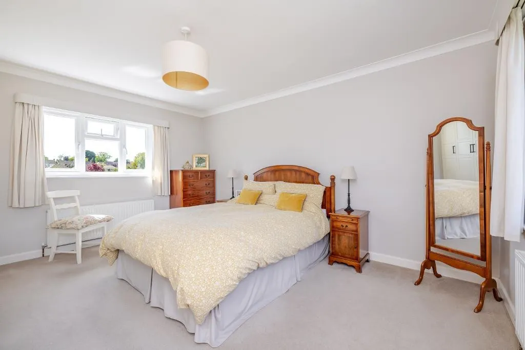 Ewhurst Avenue, Sanderstead, photo 18
