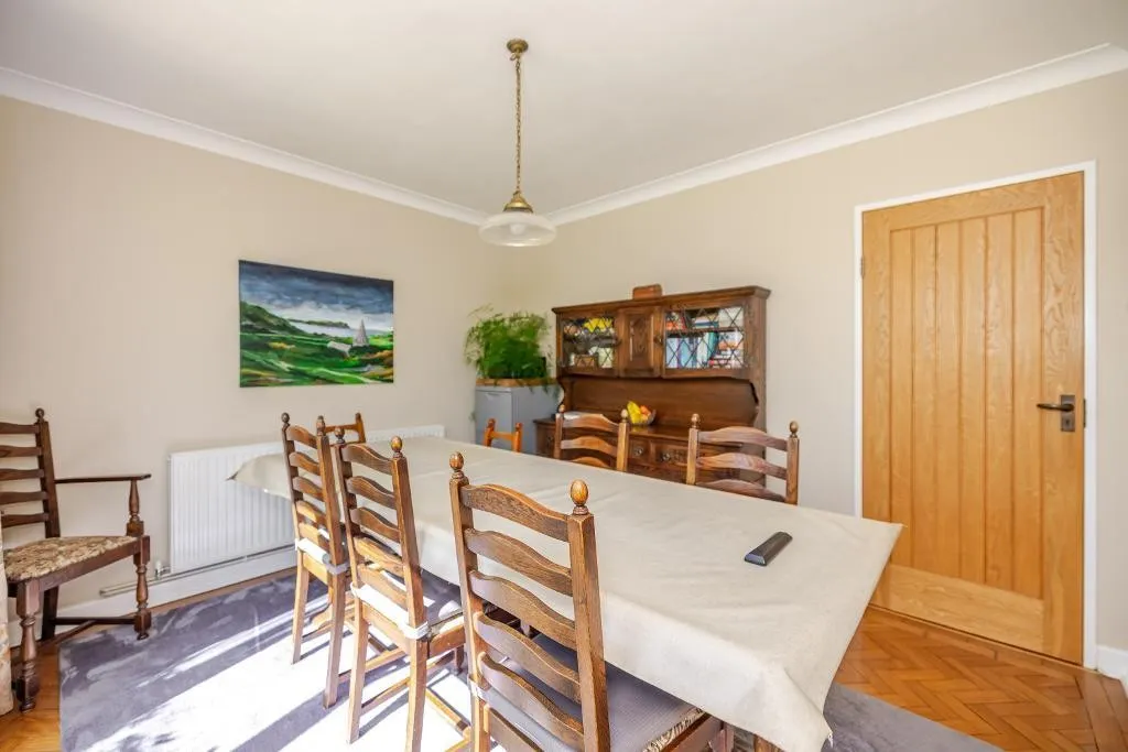 Ewhurst Avenue, Sanderstead, photo 11